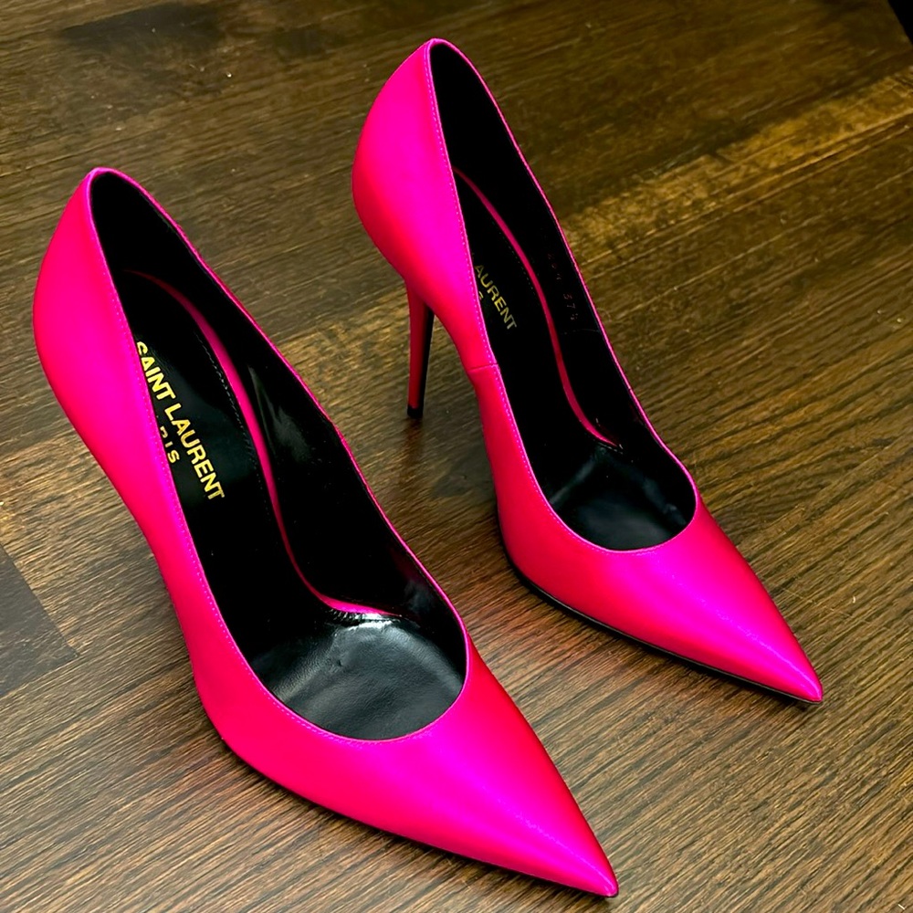 YSL Marilyn pump Rose